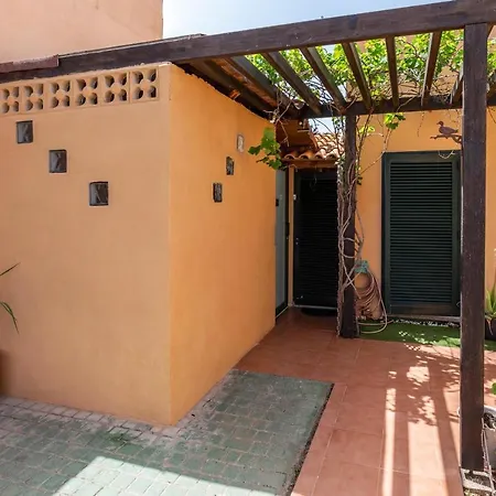 Estudio Alojamiento Orquidea Holiday home *